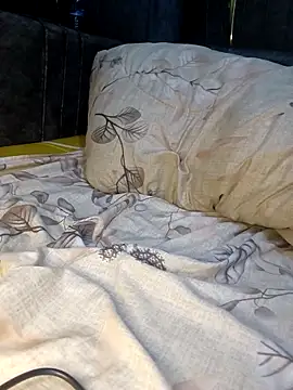 Snapshot of Pelloz chatting on 02-25-26, 08:19 Pelloz online show from 02-25-26, 08:19