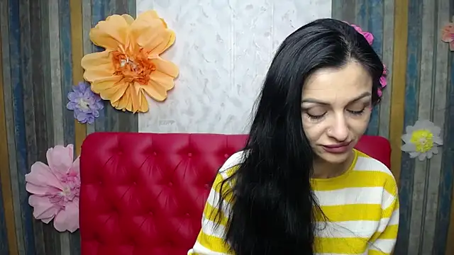 EvaClarkk online show from 04-15-26, 05:24