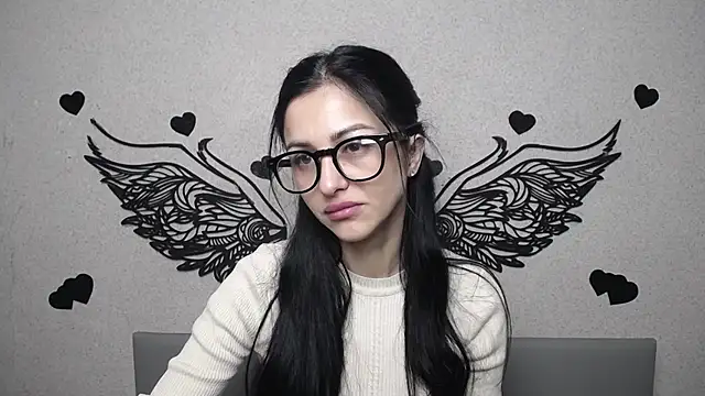 EvaClarkk online show from 05-14-26, 05:48