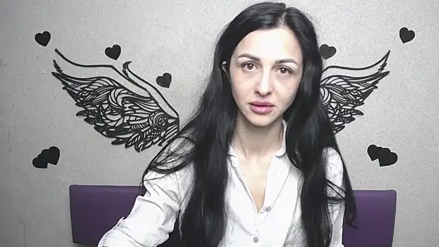 EvaClarkk online show from 05-07-26, 05:22