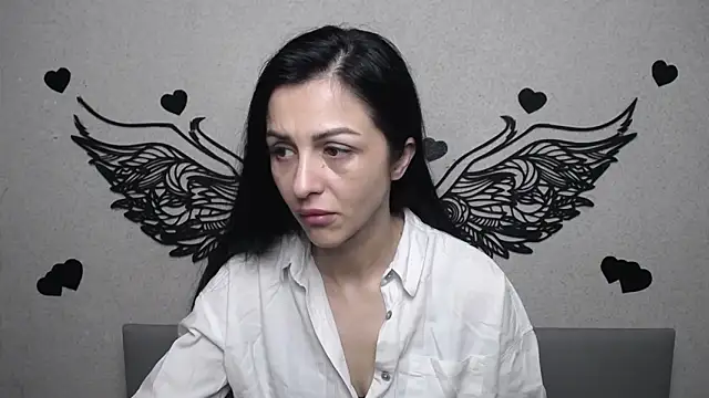 EvaClarkk online show from 05-11-26, 05:42