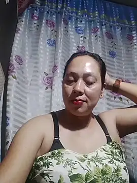 Snapshot of May_Bombs chatting on 03-01-26, 08:20 May Bombs online show from 03-01-26, 08:20