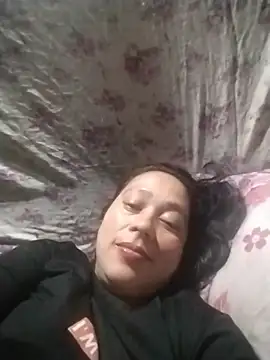 Snapshot of May_Bombs chatting on 02-10-26, 09:58 May Bombs online show from 02-10-26, 09:58