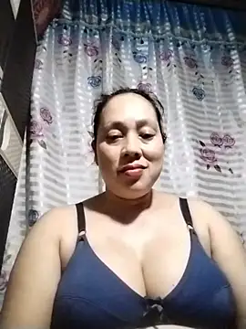 Snapshot of May_Bombs chatting on 02-09-26, 11:19 May Bombs online show from 02-09-26, 11:19