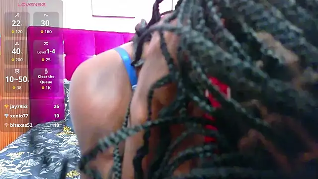 tightlittleebony online show from 05-18-26, 07:07