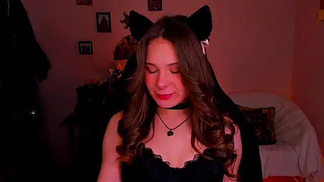 Snapshot of LanaLovely chatting on 05-22-26, 06:22 LanaLovely online show from 05-22-26, 06:22