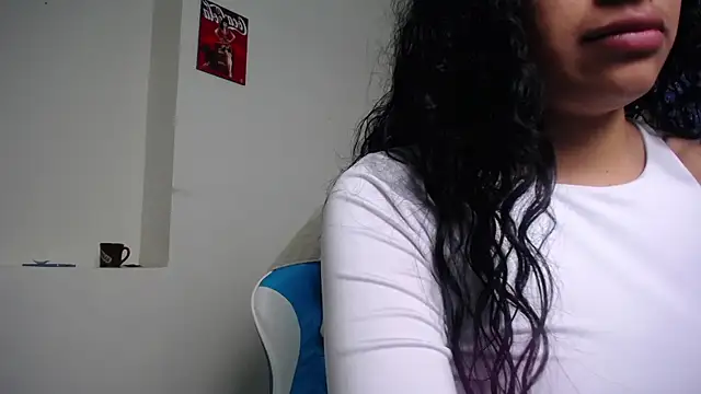 Julieta Parker online show from 04-13-26, 03:10