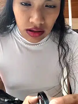 Julieta Parker online show from 03-17-26, 03:37