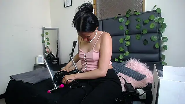 Julieta Parker online show from 03-20-26, 08:10