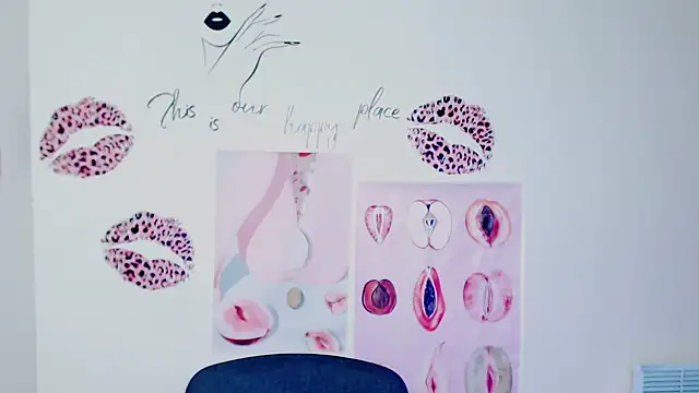 Snapshot of Rosalinda_ro chatting on 02-23-26, 01:51 Rosalinda ro online show from 02-23-26, 01:51