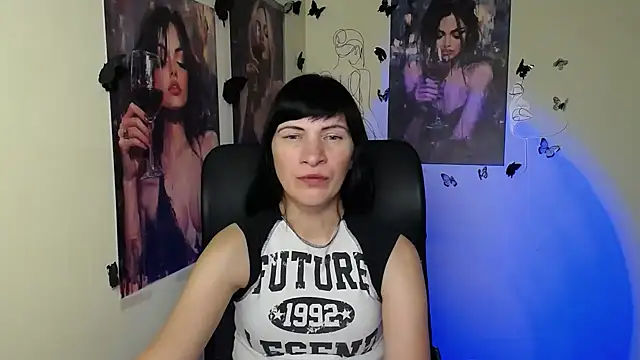 Snapshot of Rosalinda_ro chatting on 05-21-26, 05:05 Rosalinda ro online show from 05-21-26, 05:05