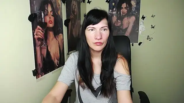 Snapshot of Rosalinda_ro chatting on 04-29-26, 06:25 Rosalinda ro online show from 04-29-26, 06:25