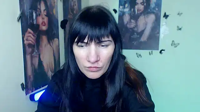 Snapshot of Rosalinda_ro chatting on 02-19-26, 01:30 Rosalinda ro online show from 02-19-26, 01:30