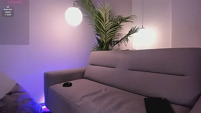 Iriana Vexz online show from 03-05-26, 01:08