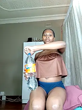 PussyFarrie online show from 04-18-26, 10:32