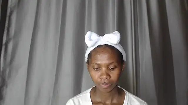 PussyFarrie online show from 03-23-26, 11:10