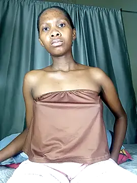 PussyFarrie online show from 04-29-26, 07:23