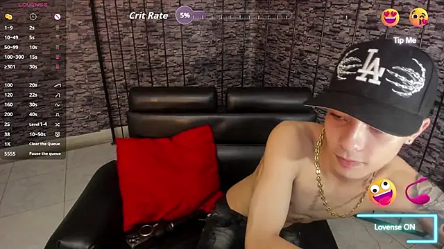 Dereck Boy  online show from 05-19-26, 04:41
