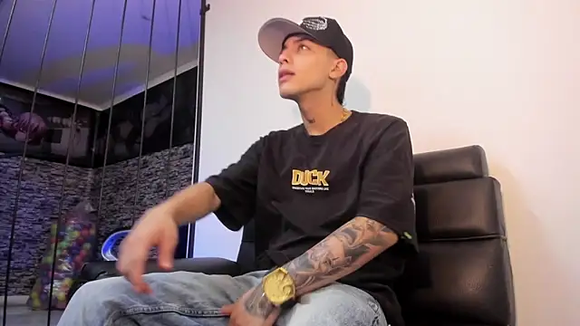 Dereck Boy  online show from 04-01-26, 03:30