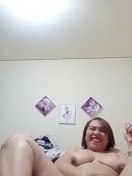 dannamomcerratt online show from 05-25-26, 09:35