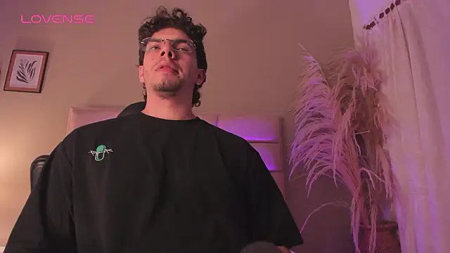 Axel Creed online show from 02-28-26, 03:50