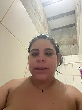 Adriputinha online show from 04-15-26, 03:34