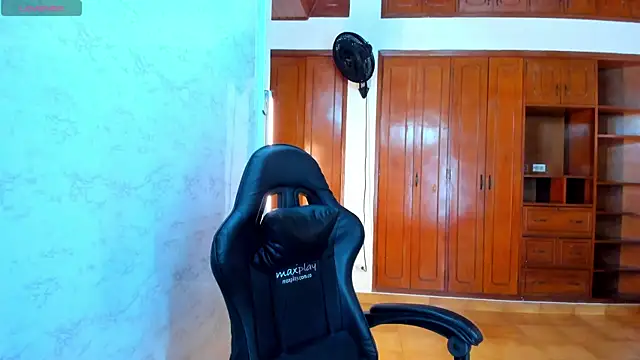 Emily and Soffy online show from 04-13-26, 12:20