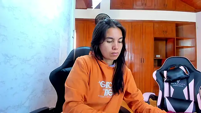 Emily and Soffy online show from 02-16-26, 12:04