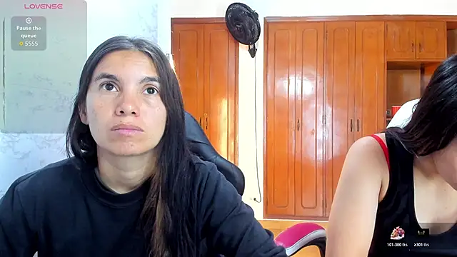 Emily and Soffy online show from 03-10-26, 12:09