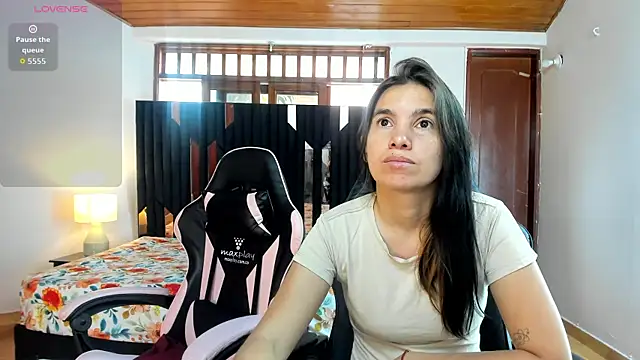 Emily and Soffy online show from 02-13-26, 12:05