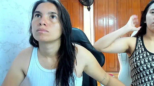 Emily and Soffy online show from 02-25-26, 12:16