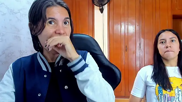 Emily and Soffy online show from 03-17-26, 12:19