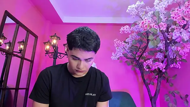 Snapshot of FemNoa chatting on 02-05-26, 11:17 FemNoa online show from 02-05-26, 11:17