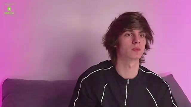 HoogWilder online show from 04-16-26, 03:24