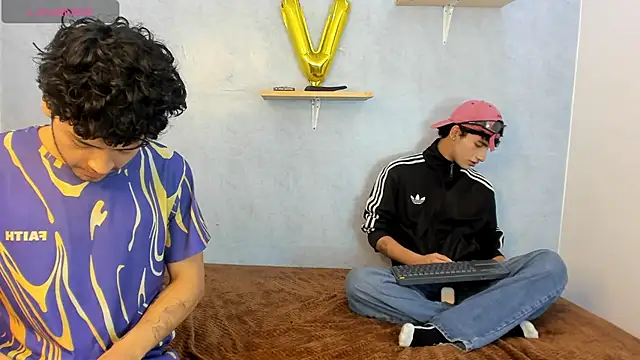 Eliotkinky online show from 02-23-26, 04:51