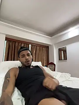 Snapshot of PimpDante chatting on 04-10-26, 10:39 PimpDante online show from 04-10-26, 10:39