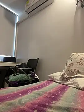 Snapshot of lolibahia chatting on 02-21-26, 08:33 lolibahia online show from 02-21-26, 08:33