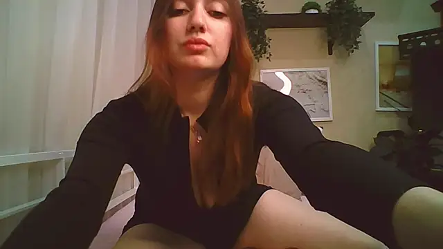 Linnea  online show from 02-05-26, 06:48