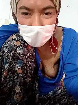 Snapshot of turbanlim07 chatting on 02-05-26, 06:15 turbanlim07 online show from 02-05-26, 06:15