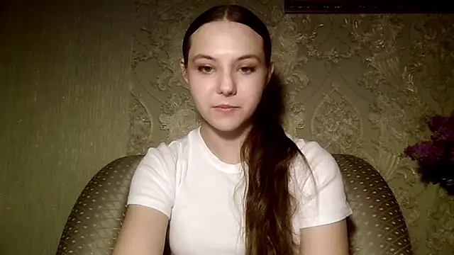 Snapshot of YuniNeko chatting on 04-30-26, 08:57 YuniNeko online show from 04-30-26, 08:57
