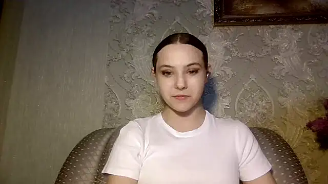 Snapshot of YuniNeko chatting on 04-30-26, 03:08 YuniNeko online show from 04-30-26, 03:08