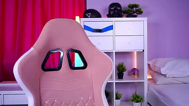 MistyReeds online show from 02-19-26, 05:59