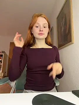 Snapshot of mad_girlygirl chatting on 02-07-26, 08:06 mad girlygirl online show from 02-07-26, 08:06