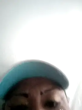 Snapshot of perrit17 chatting on 02-20-26, 12:51 perrit17 online show from 02-20-26, 12:51