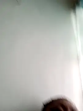 Snapshot of perrit17 chatting on 02-04-26, 11:33 perrit17 online show from 02-04-26, 11:33