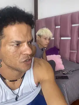 Snapshot of MaxyRyan chatting on 02-18-26, 01:07 MaxyRyan online show from 02-18-26, 01:07