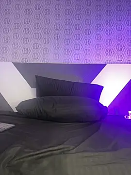 Mia rivers   online show from 03-28-26, 07:48