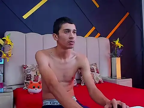 Snapshot of MiaANDrony chatting on 02-12-26, 12:49 MiaANDrony online show from 02-12-26, 12:49