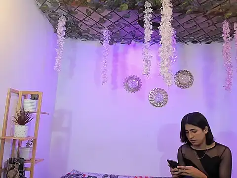 Snover hot2006 online show from 03-07-26, 01:34