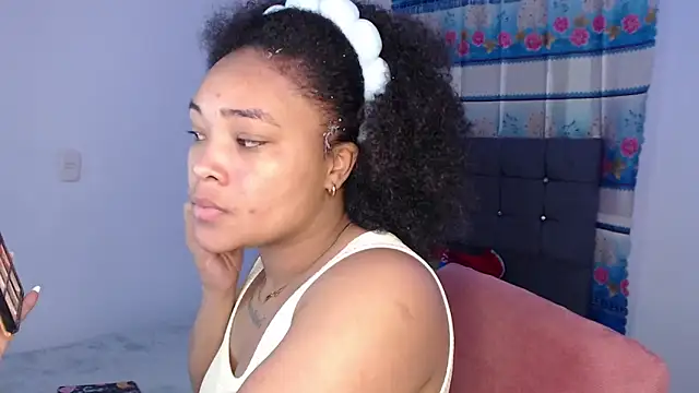 Snapshot of latin_riahnna_jp chatting on 06-17-26, 10:14 latin riahnna jp online show from 06-17-26, 10:14